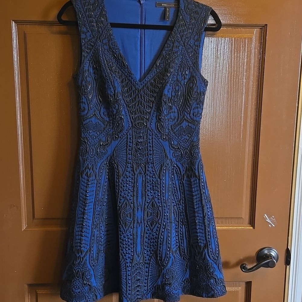 BCBG-Blue/blk textured stretchy sleeveless A line short dress Sz 2